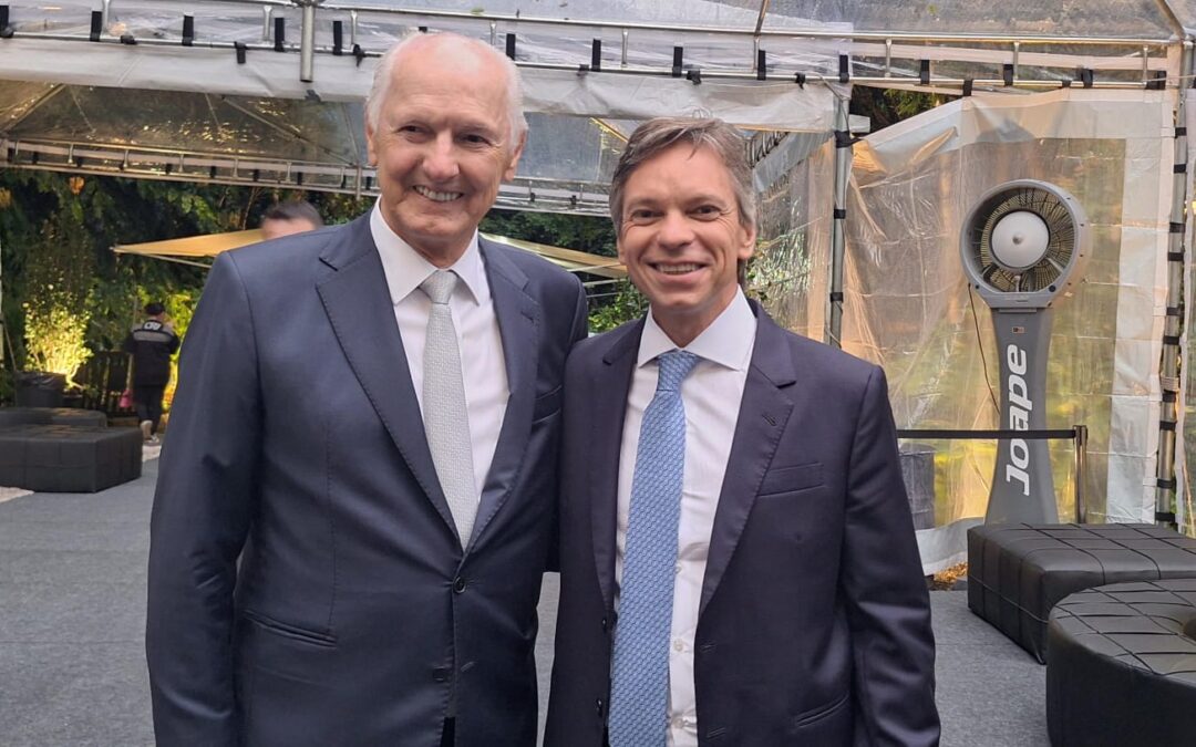 Representantes do Movimento Pró-Paraná marcam presença na posse da seccional da OAB