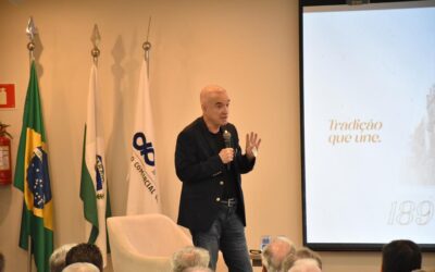 Pro-Paraná marca presença em palestra de Eike Batista